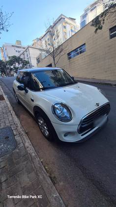 MINI COOPER 1.5 12V TURBO GASOLINA 2P AUTOMÁTICO MINI COOPER 1.5 12V TURBO GASOLINA 2P AUTOMÁTICO